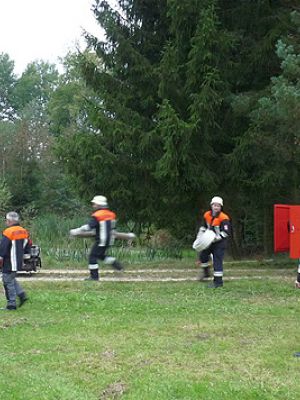 FF 2011 B Leistungsprüfung Sep 2011 Schluss mit Lustig! Jetzt heißt es üben - üben - üben ...
